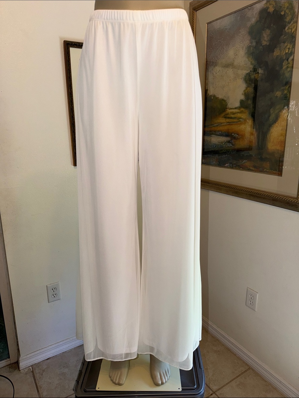 NWOT Prelude White Pull On Palazzo Pants Size Large